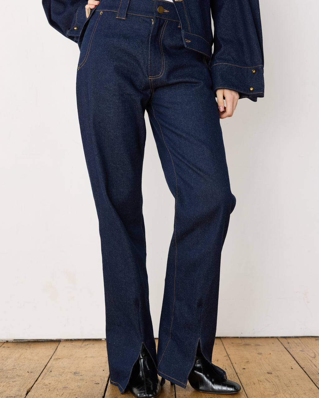 Jeans, on model, close up